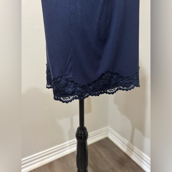 Lane Bryant dark Blue Lace Trim camisole size 18/20 - Picture 3 of 7